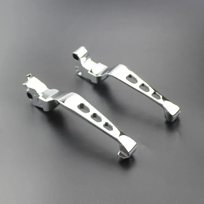 Pair Chrome Motorcycle Skull Brake Clutch Levers Handle Lever For Harley Dyna Sportster XL 883 softai FXSTB Night Train