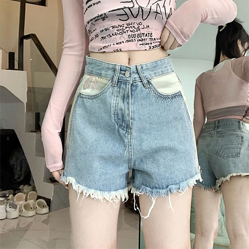 

Women's Patchwork Rough Edges Denim Shorts Streetwear Chic Crystal A-Line Wide Leg Hot Pants New High Waist Straight Jean Shorts