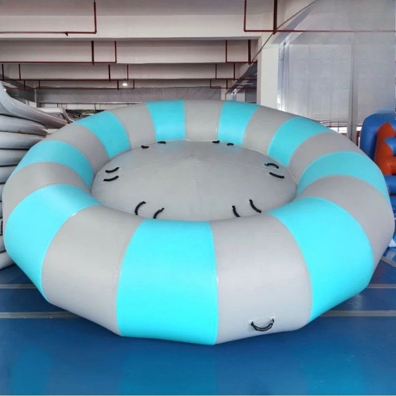Color inflatable PVC water rotating gyroscope rotating flying saucer boat, capacity 100-500 kg, can accommodate 5-10 passengers