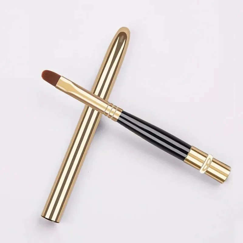 Portable Silver Lips Makeup Brush Pen Metal Handle Cosmetic Lipgloss Lipstick Lip Gloss Brush With Protect Cap Makeup Brushes
