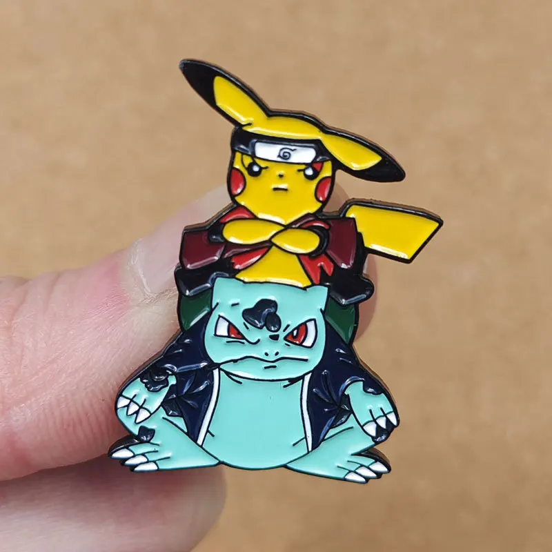 دبابيس Pokémon Pikachu المينا للرجال والنساء ، بروش Bulbasaur Kawaii ، شارات طية صدر السترة جمع ، هدايا المجوهرات الأزياء ، قبعة حقيبة ظهر مزينة