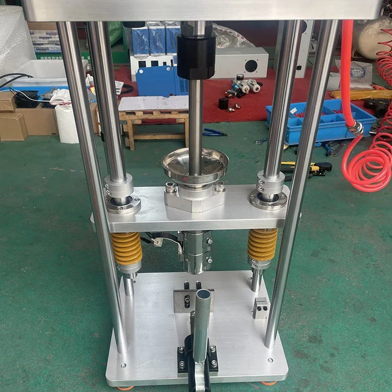 220V-240V 40g Desktop Plastic Injection Molding Machine 100V-120V  Vertical Injection Molding Machine
