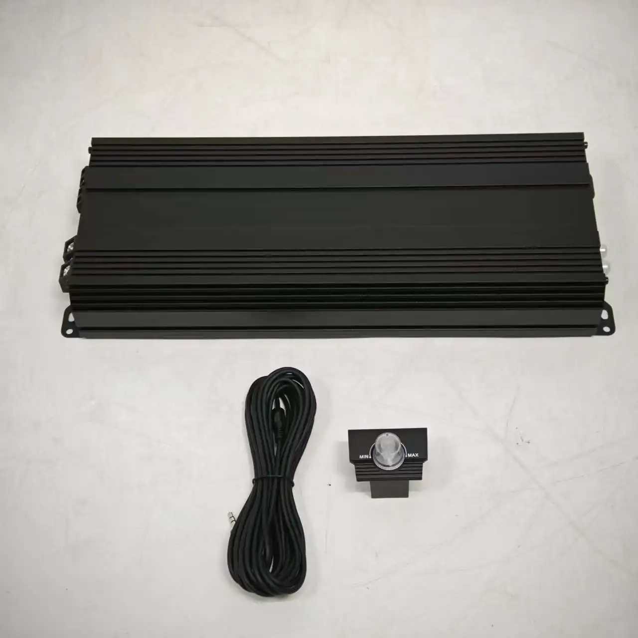 1800.1 Monoblock Car Subwoofer Amplifier Subwoofer Mono Amplifier Monoblock Class D Car Sound Korean Strong Bass RMS 1500W OEM