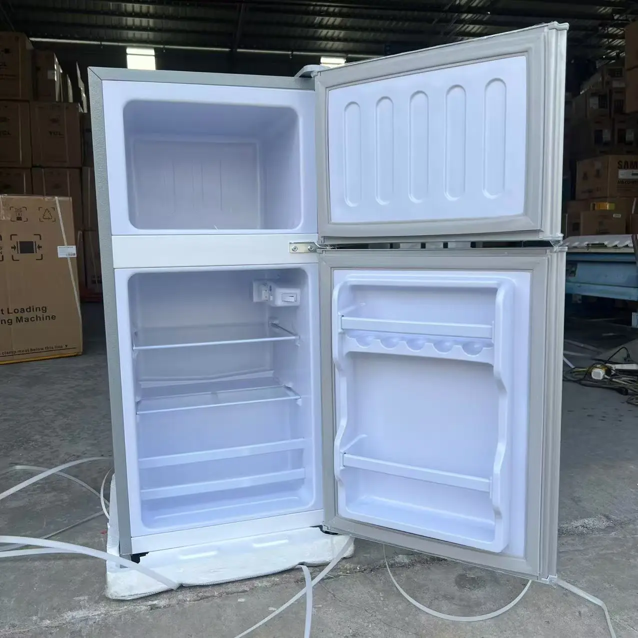 Chigo Mini bar Fridge 98L Double Door Refrigerator Household and Hotel Use Cooling and Freezing Refrigeration Fridges for Home