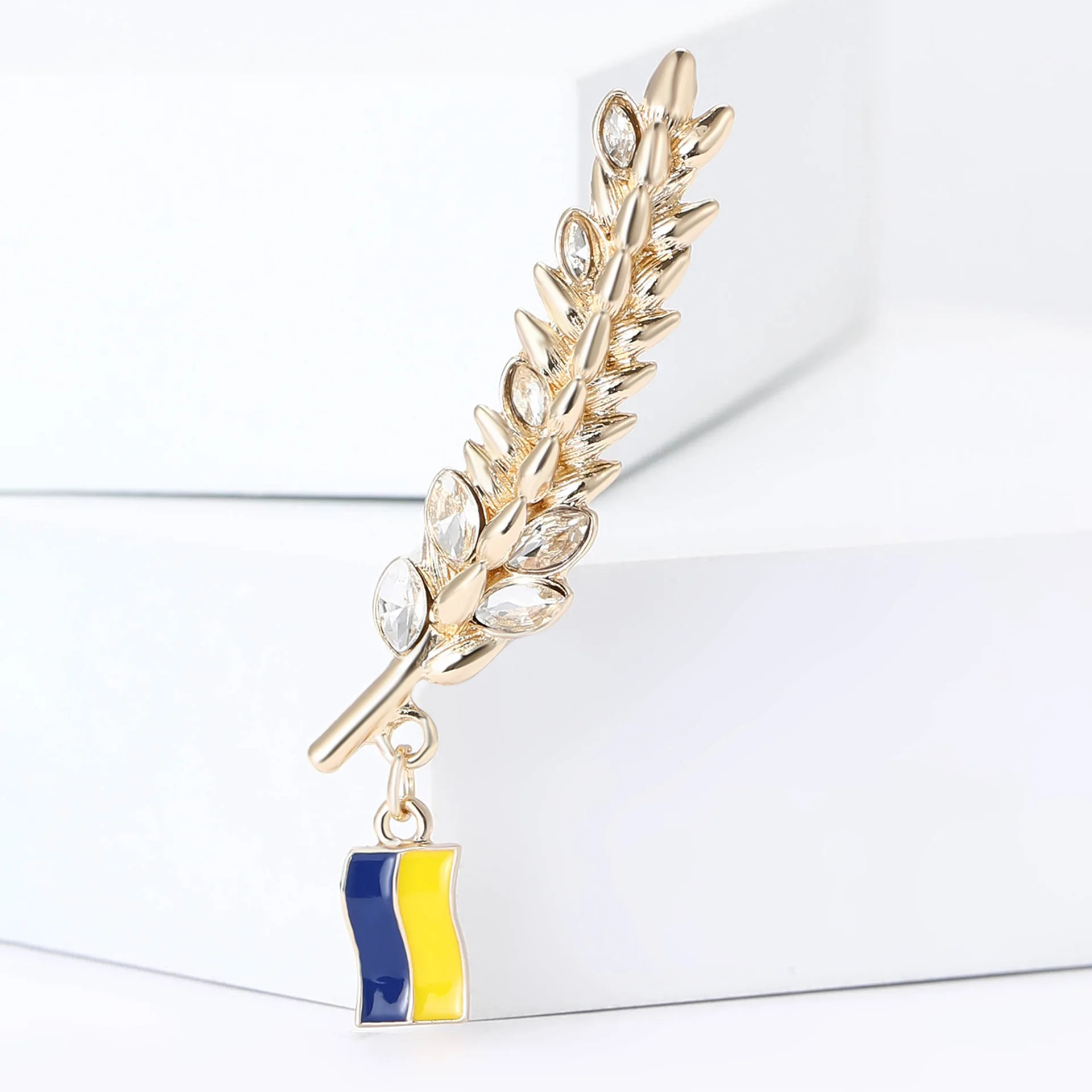 

Простая и универсальная маленькая брошь в стиле ароматов с растительным пшеничным ухом, антибликовый аксессуар с буквенным принтом