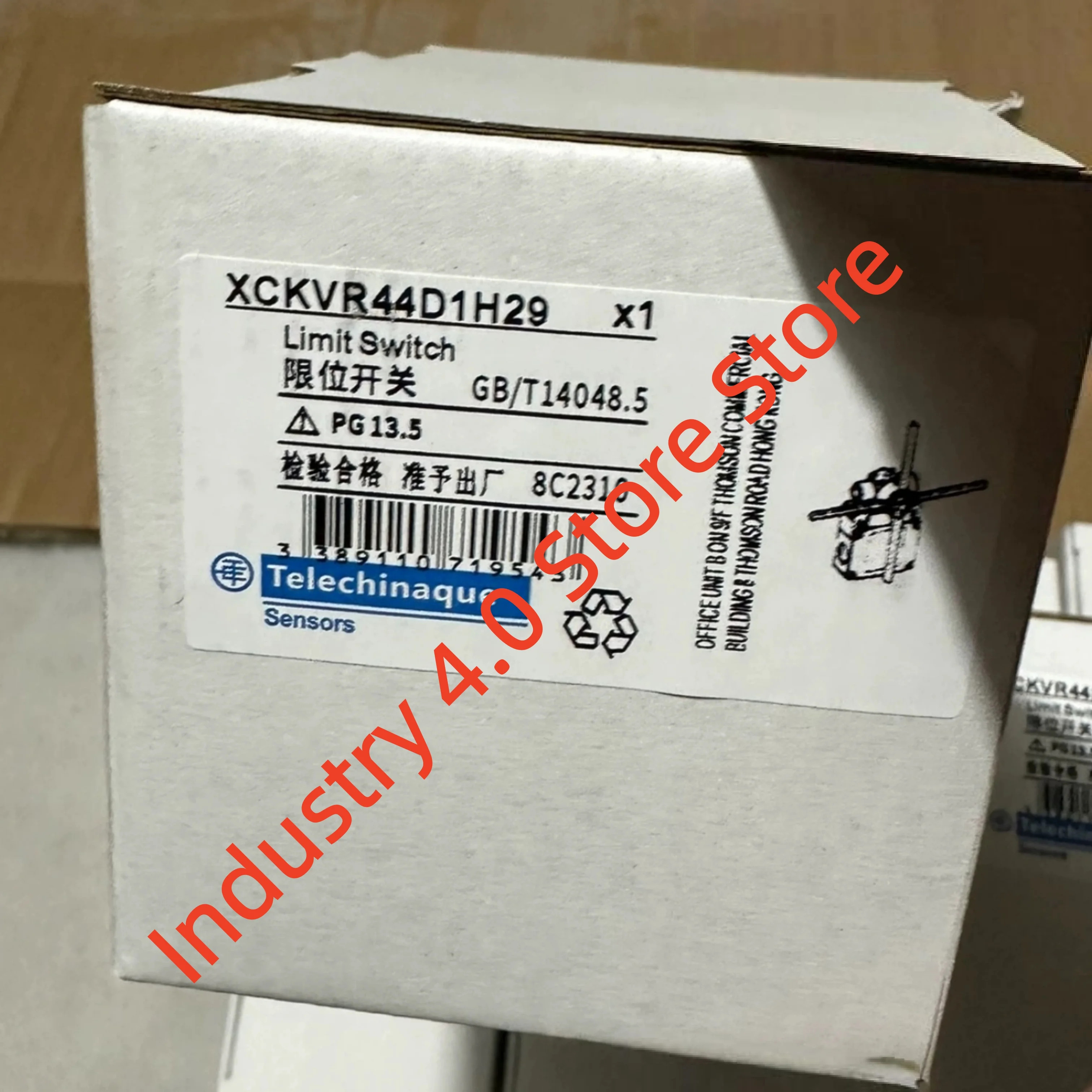 Cross lifting limit switch new in box  XCKVR44D1H29 XCKVR54D1H29