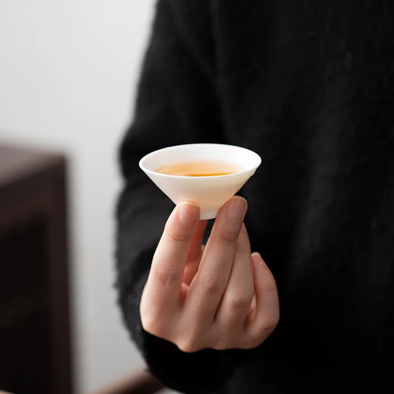 Handmade Raw Ore Suet Jade White Porcelain Hat Cup Ceramic Tea Cup Small Teacup Kung Fu Tea Set Cup Dehua White Porcelain