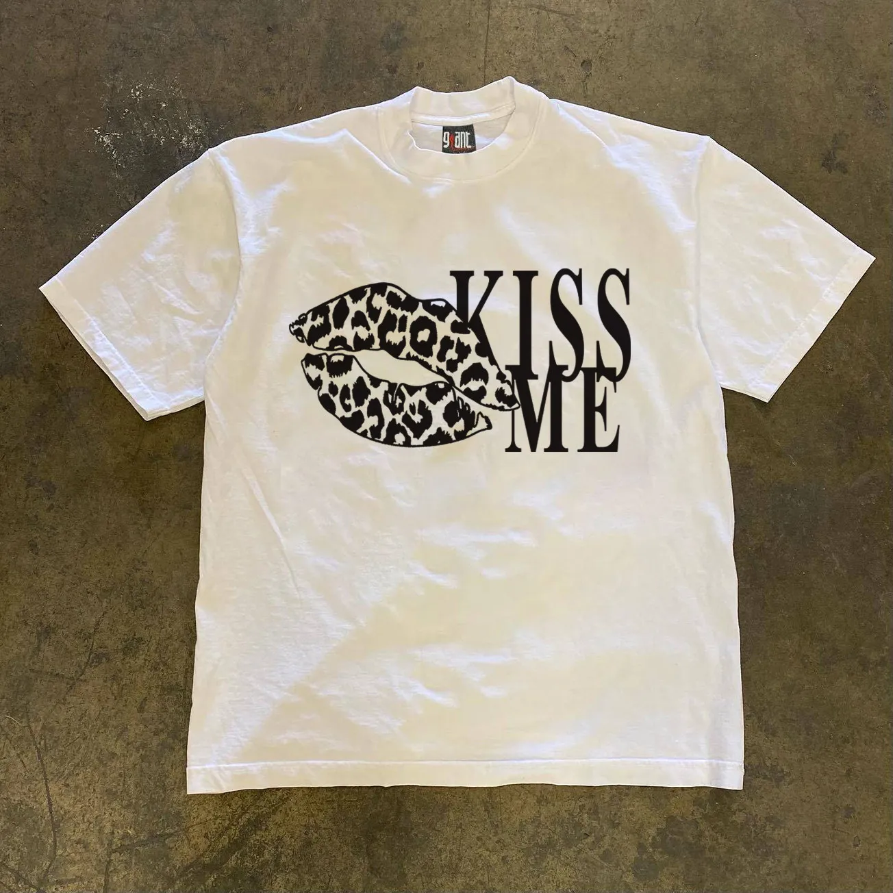 Loose Fit Cotton T-Shirt Short Sleeve Retro Style Unisex Breathable Comfortable Printed Graphic Tee for Men And Women