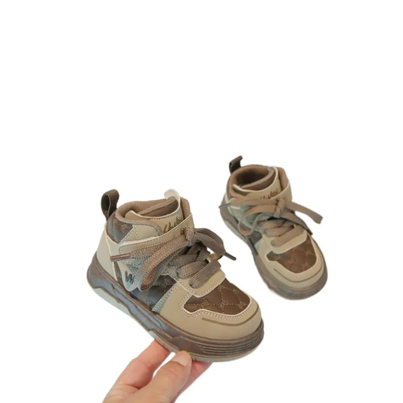 

Children's sports shoes 2025 autumn new black boys' casual board shoes high top girls' bread shoes soft soled baby shoes 21-32