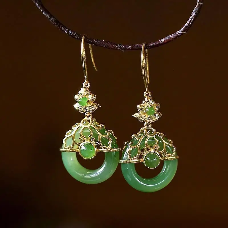 Vintage i styl pałacowy kolczyki świeże kwiaty lotosu dla kobiet naturalne Hetian Jade okrągłe kolczyki wiszące wykwintne błyszczące biżuteria