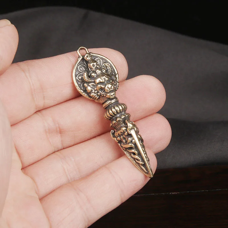 

Brass Tibetan style Great Weide Vajra Pendant Tibetan Vajra Stake Keychain Pendant Demon Slayer Copper Artifact Buddhist Good