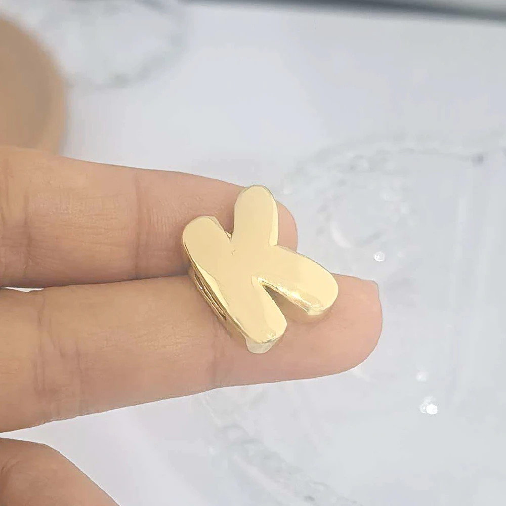 QMHJE Initial Alphabet Buchstaben Spacer Perlen für Armband Großes Loch Stern Herz Charm Anhänger Gold Farbe DIY Herstellung Kupfer Großhandel