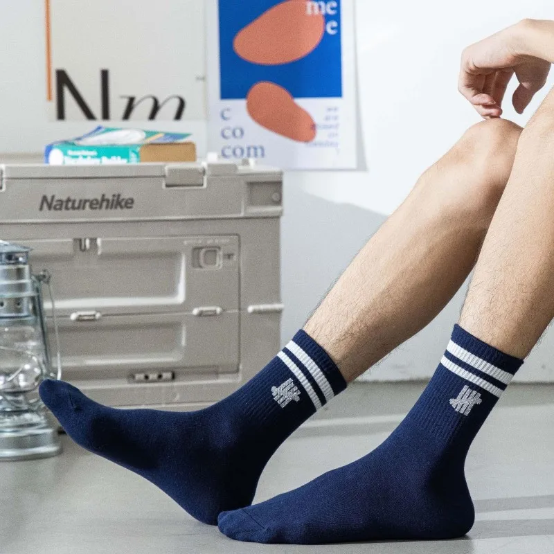 

Men Socks Cotton Solid Color Socks Middle Tube Stockings Leisure Sports Stockings Letter Print Classic All Match Socks Stockings