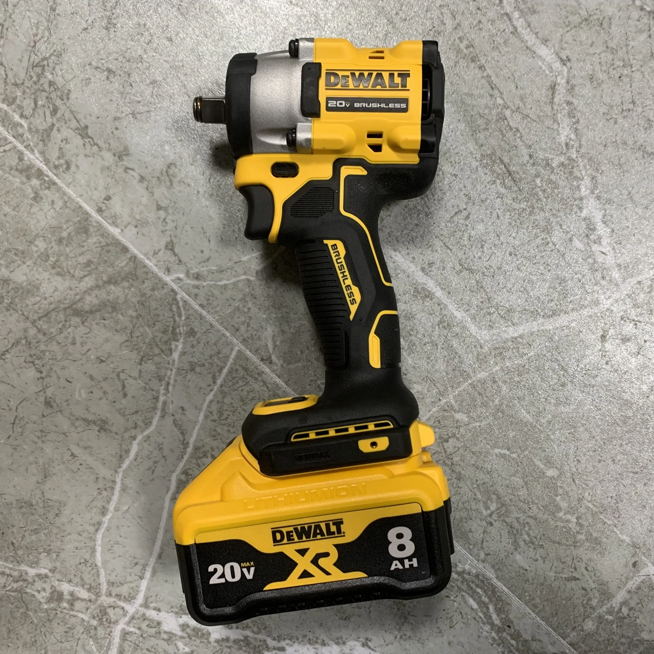 Dewalt 18 в XR DCF921N, бесщеточные строительные лесов 1/2 дюйма, динамометрический ключ, кольцевой ключ, в комплект входит литиевая батарея Ач