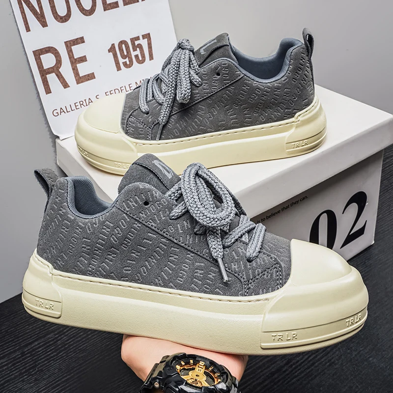 

Classic Fashion Skateboard Footwear for Men Comfortable Male Vulcanize Shoes Thick Soled Casual Shoes Anti Slip Neutral Sneakers