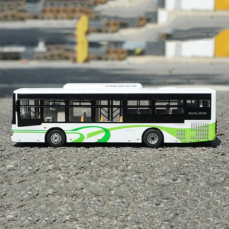 Original Shenlong Bus Model 6109 Shanghai Bus Simulation Alloy 1:43 Bus Model Lighting Version