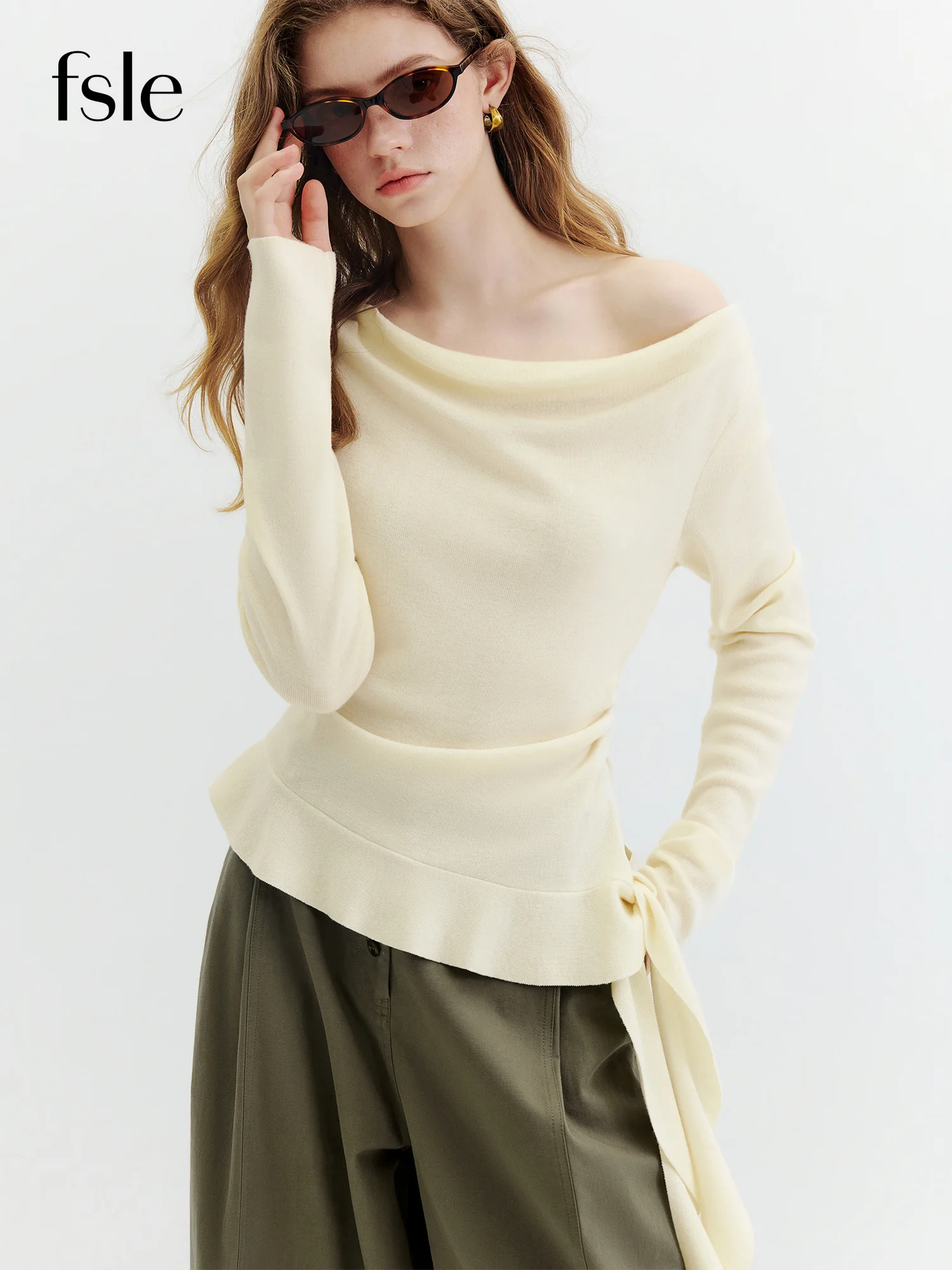 FSLE 2026 Autumn New Arrival Women's Elegant Draped Neck Off-Shoulder Knit Top Mulberry Silk Wool Blend Ruffle Trim Pullovers