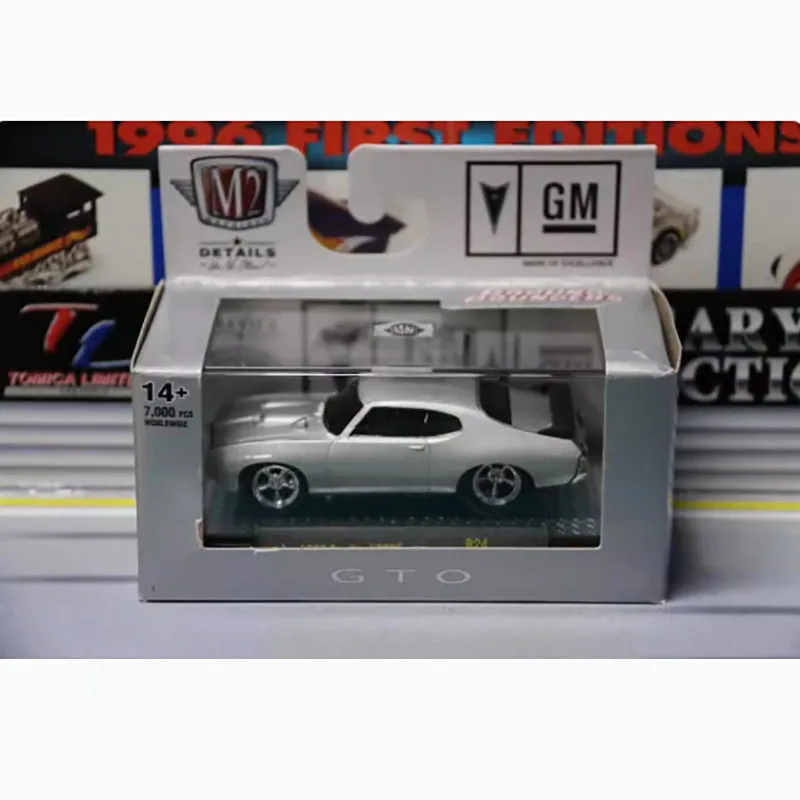 Diecast  1:64 Scale M2 1969 Pontiac GTO Judge Alloy Simulation Car Model Classics Adult Souvenir Gift Static Display