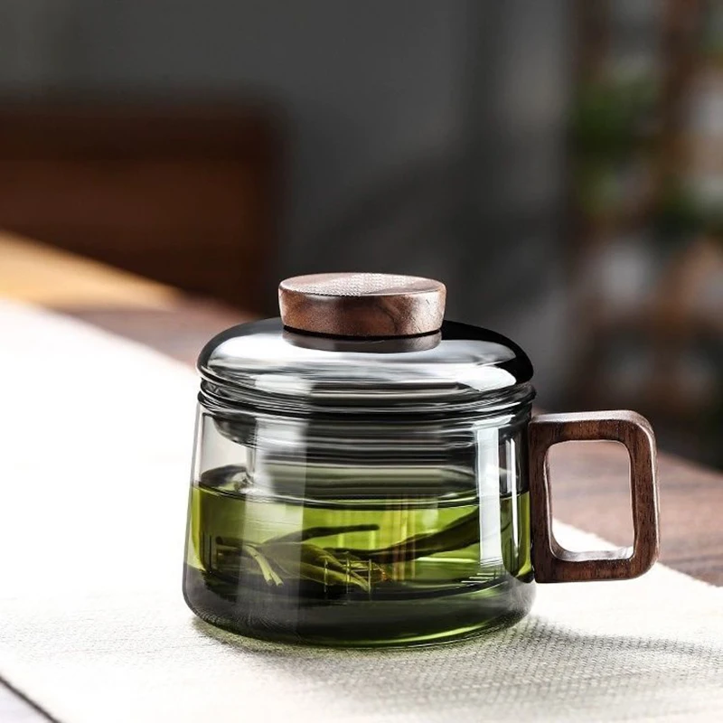 

High End Glass Tea Cup Office Use Heat Resistant Personal Dedicated Borosilicate Short And Fat Tea Water Separation Cup