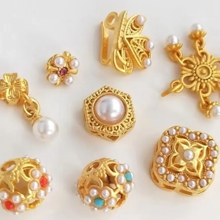 DIY Handmade Beaded Pearl Pendants Sand Gold Inlaid Flower Balls Ornaments Charms K430 for Jewelry Accessories