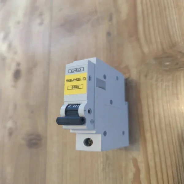 

2026 Square D Qoe 40 a Mcb Plug in Type 6ka , Tested Sent Brand New Original Spot Plc