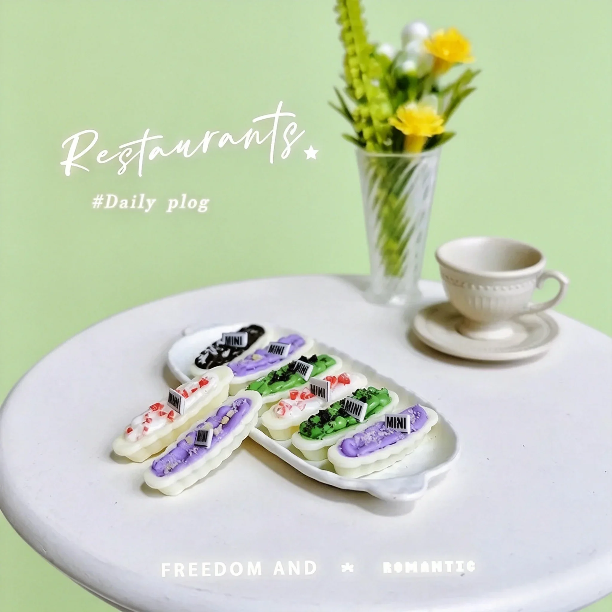 1:12 Scale Dollhouse Mini Glutinous Rice Boat Model, Simulation Cream Dessert Miniature Food Decor