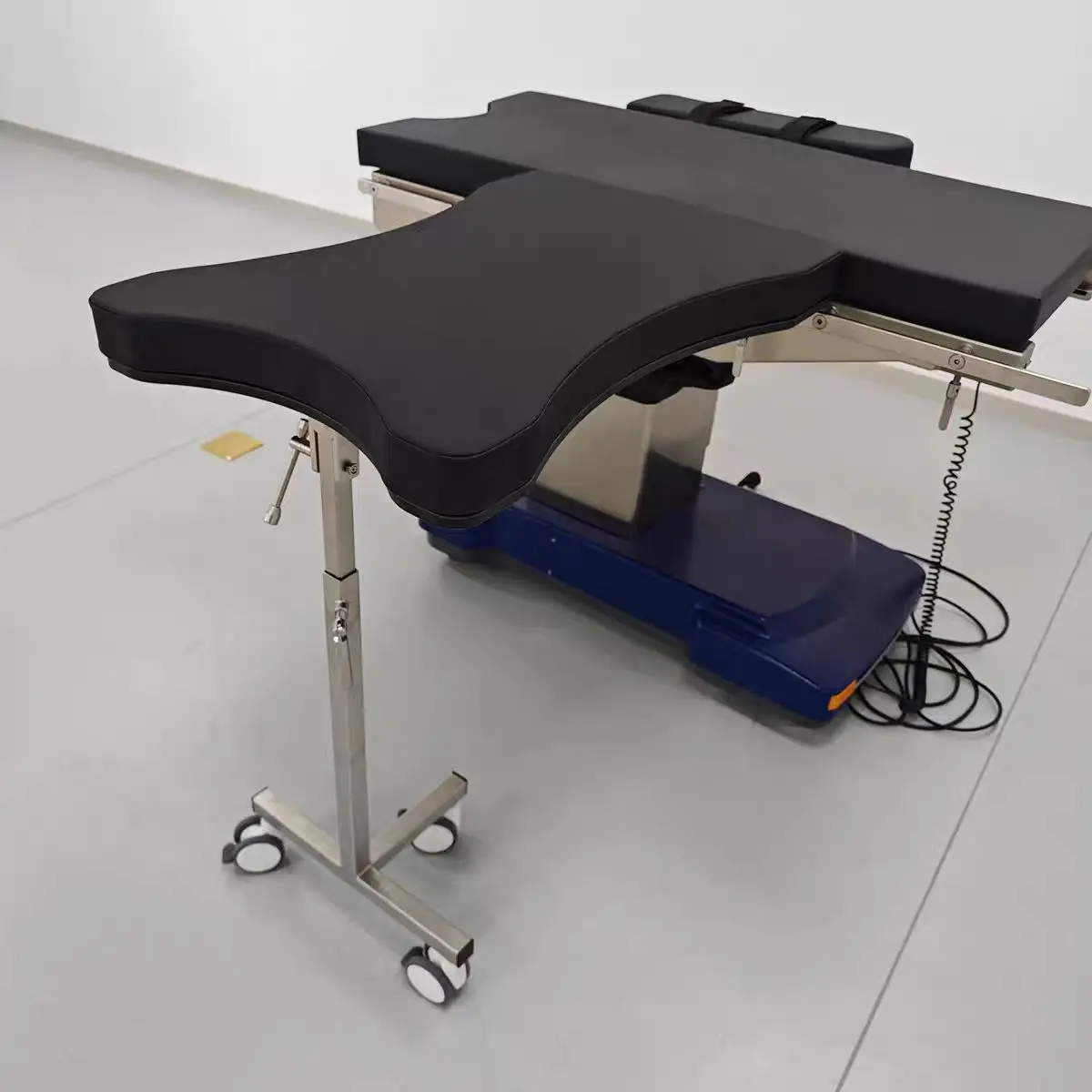 Radiolucent Upper Limb Surgical Table – X-Ray Transparent Arm/Hand Board for C-Arm & Fluoroscopy