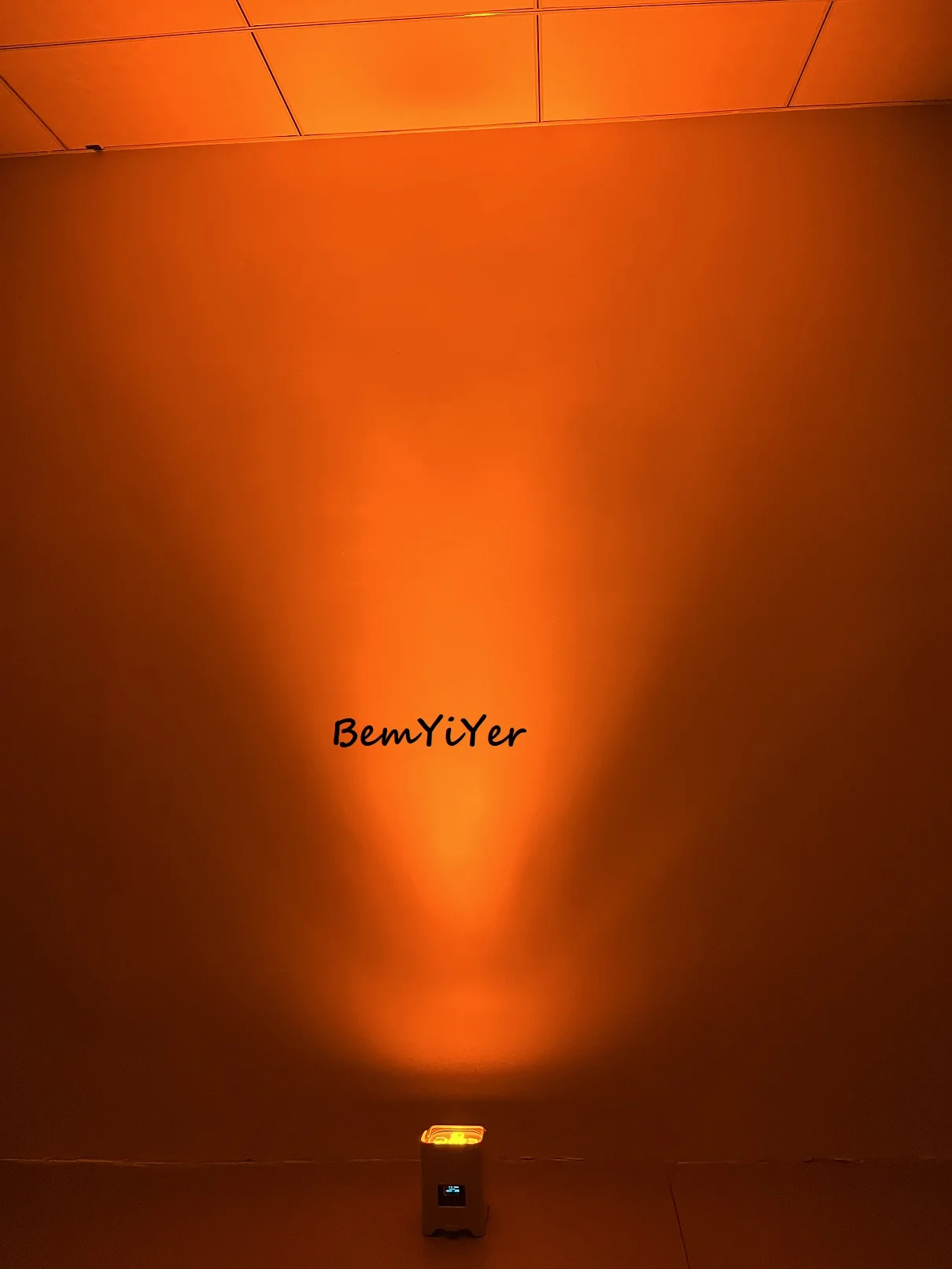 4 عبوات 6 × 18 وات DJ تعمل بالبطارية اللاسلكية DMX IR LED Par Uplights /RGBWA + UV 6in1 لمناسبات حفلات الزفاف DJ