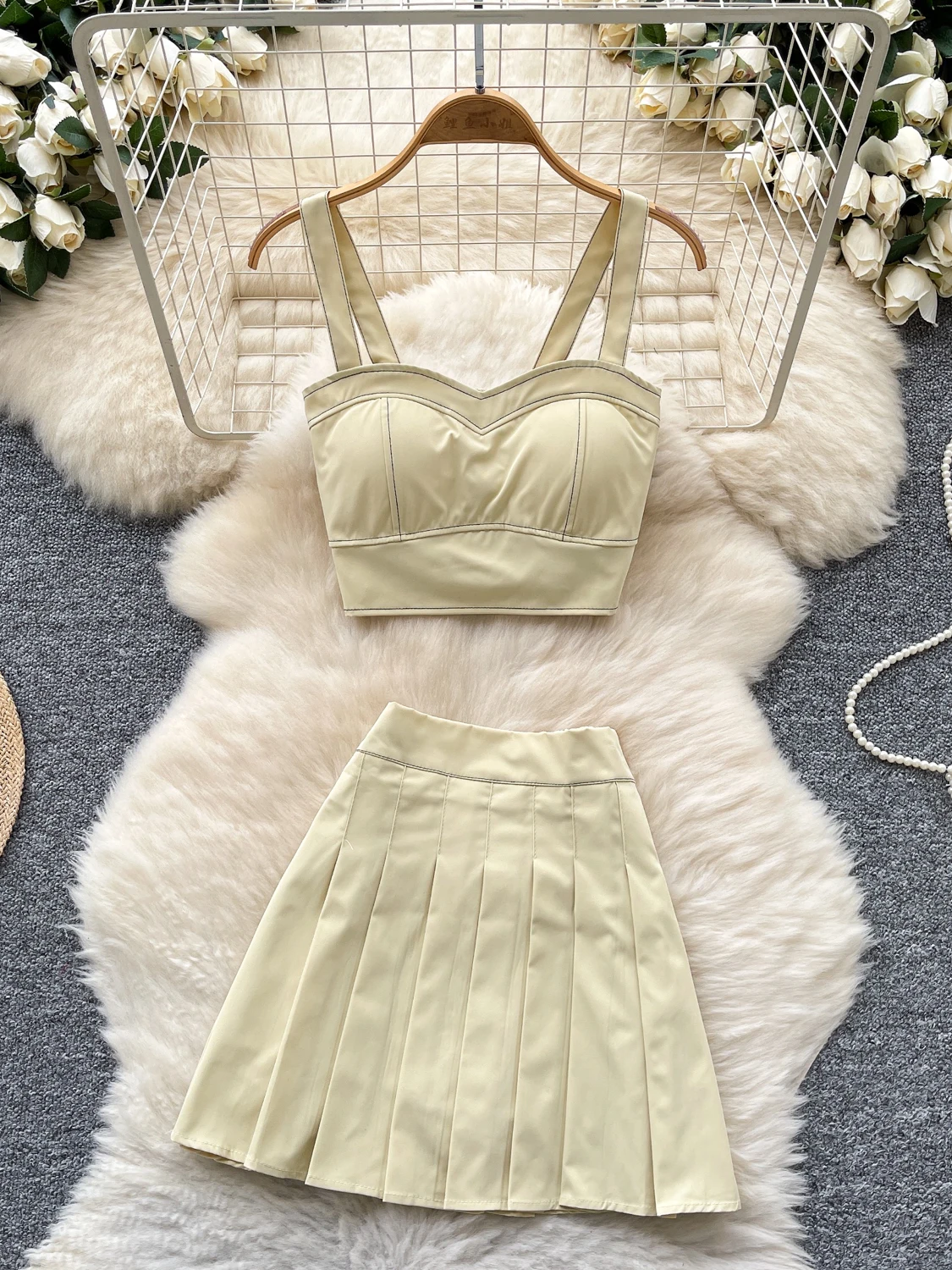 

mat Color Hot Girl Set Women Summer Strapl Tube Top + High Waist Slimming Pleated Skirt Faion Set
