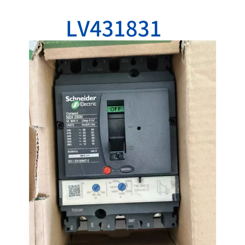 

Новый автоматический выключатель LV431831, быстрая доставка