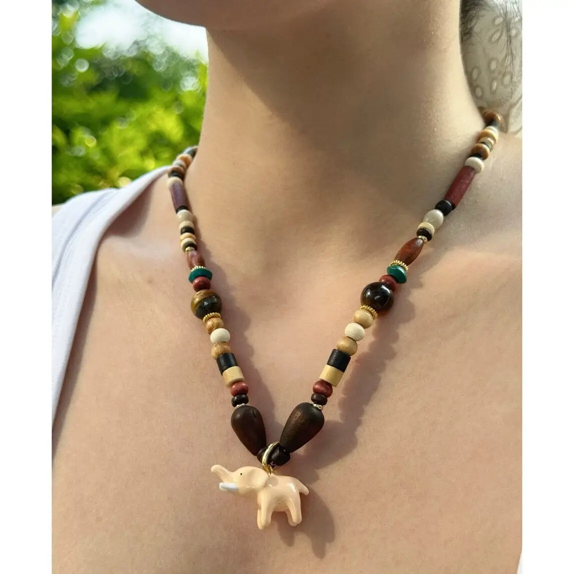 Withered Tiger Eye Stone Wood Bead Bead With Orange Pink Stereoscopic Elephant Necklace Necklaces For Women