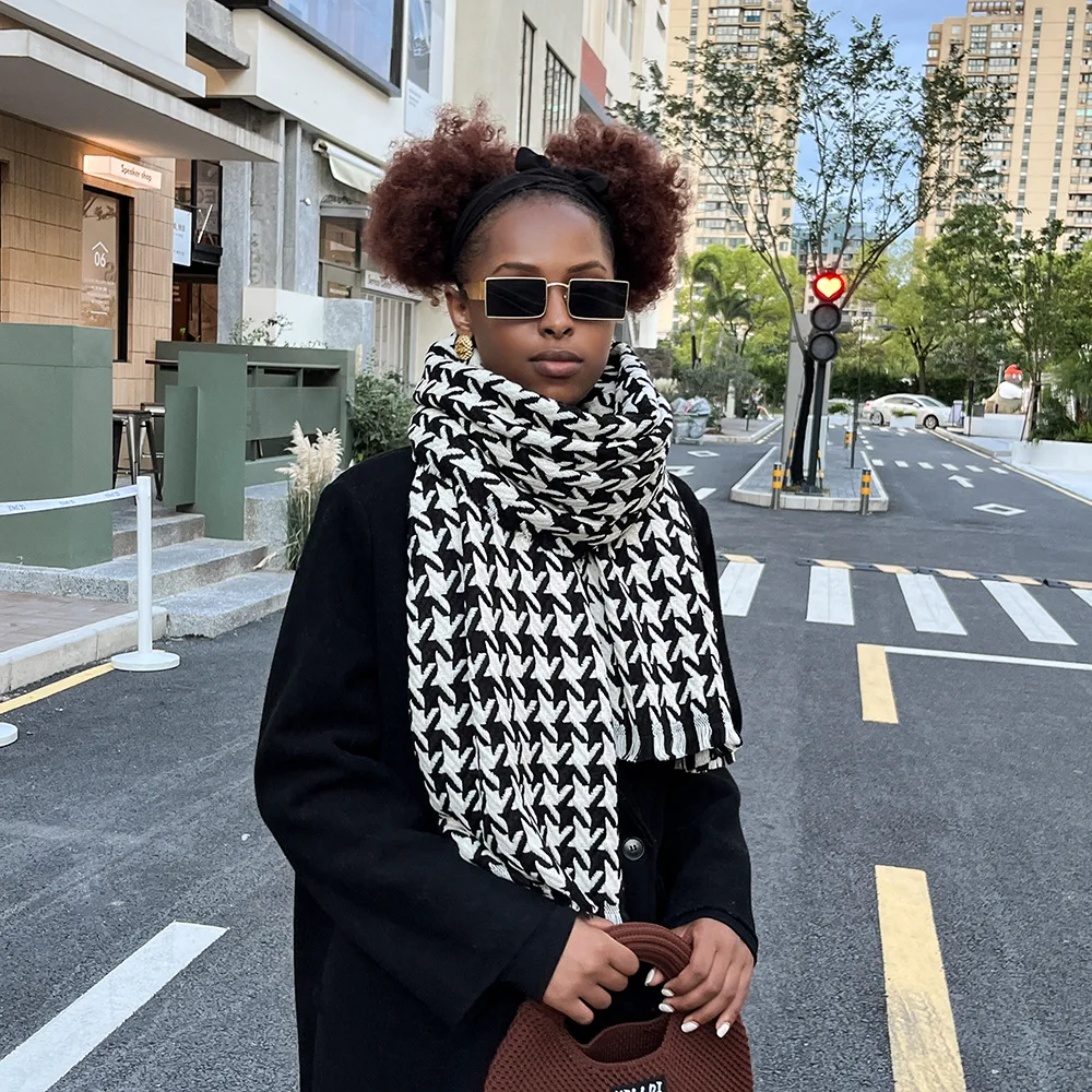 High Quality Chic Houndstooth Scarf Women Autumn Winter Warm Thick Long Muffler Female Versatile British Style Shawl Ladies