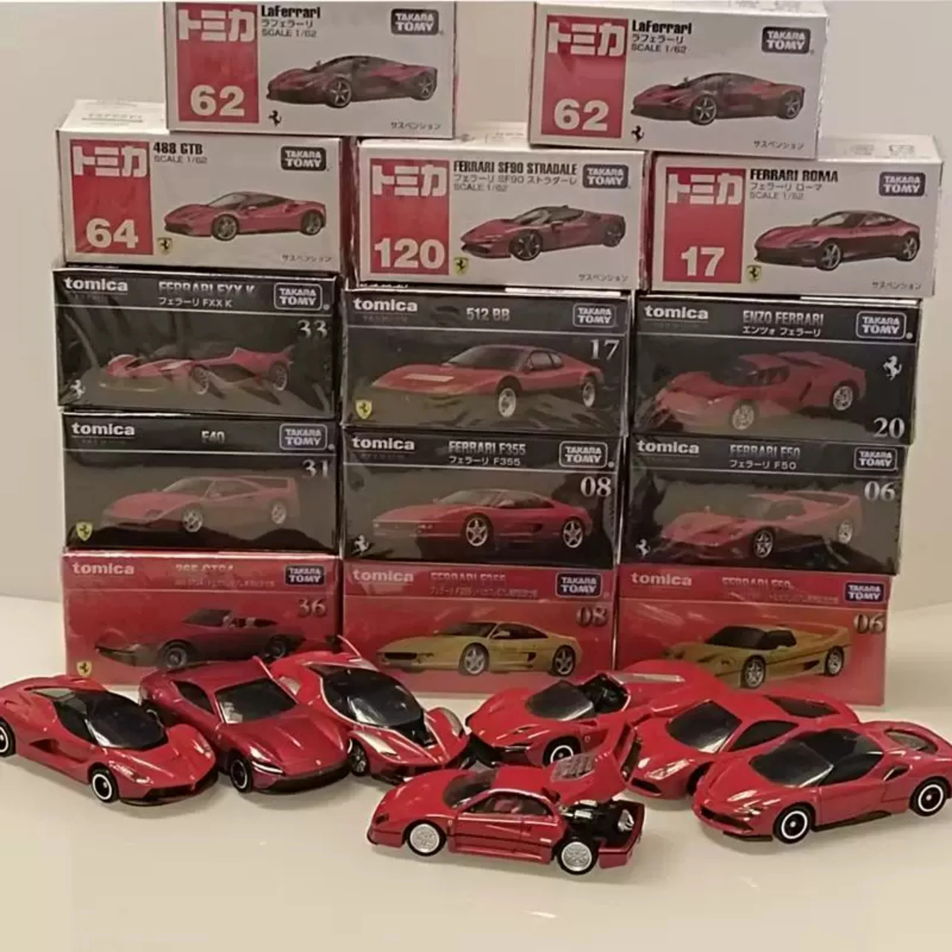 Takara Tomy Tomica Diecast Alloy Model Ferrari F40 512 TR LaFerrari Mini Vehicle Replica Hobby Collectible Desktop Ornament