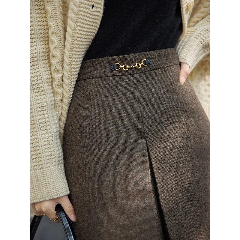 Retro Versatile High-waisted Skirt 2025 Early Spring New Woolen Skirt