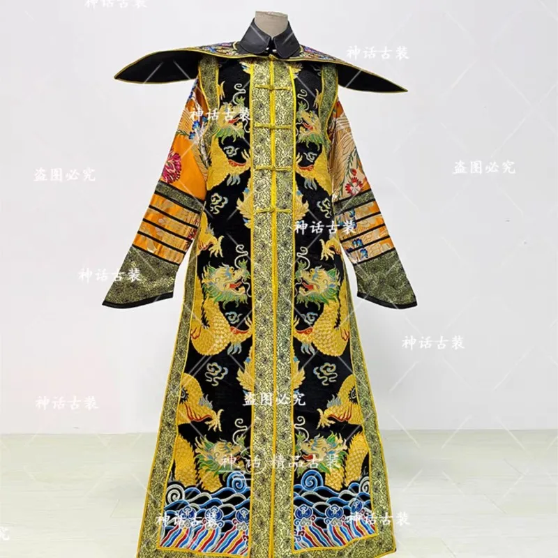 Viajar para disparar ropa cine y televisión vestido antiguo tradicional magnífico boda