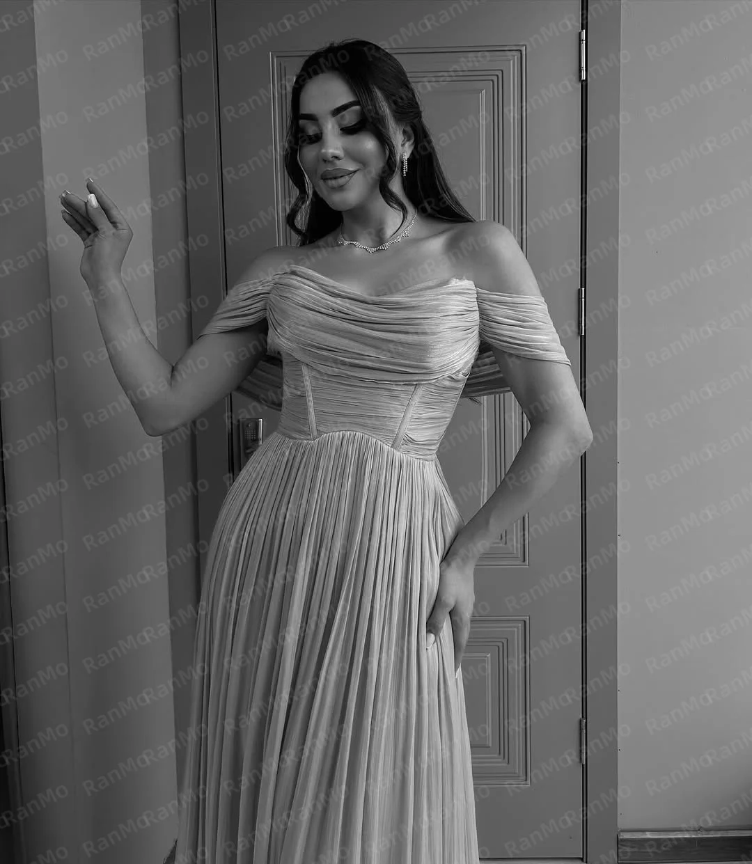 فستان Ranmo أنيق على شكل حرف a للحفلات الراقصة بطول الأرض وطيات على شكل قلب عاري الكتفين بدون أكمام فساتين سهرة أنيقة 2026