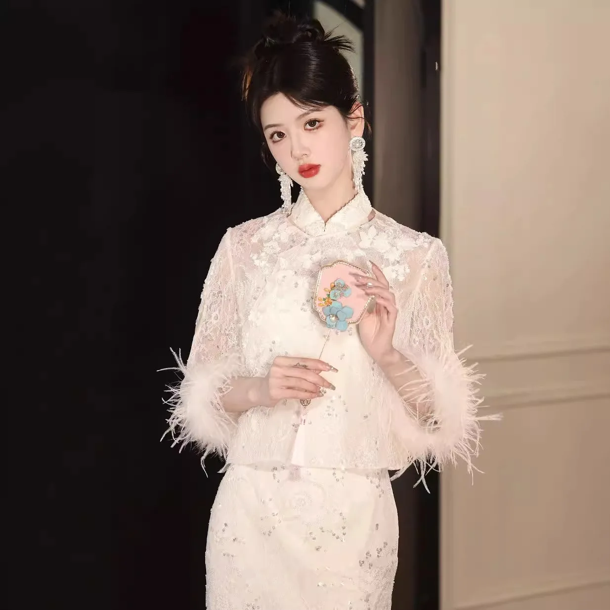 New Chinese Style Morning Gowns Dress Fishtail Halter Engagement Dress Two-Piece Suit Machine Embroidery Sequined Banquet Dress