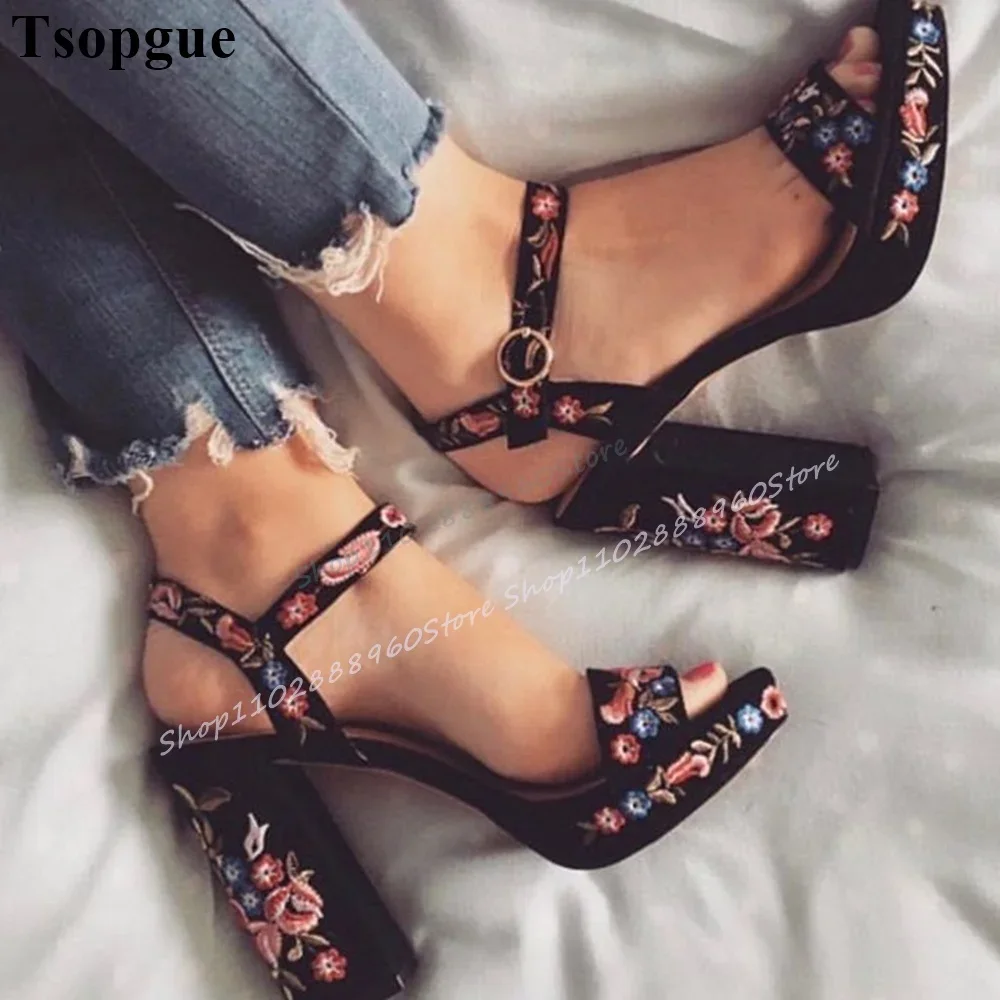 

Graceful Black Embroider Platform Sandals Chunky High Heel Women Shoes Ankle Buckle Strap Open Toe 2025 Sexy Zapatos Para Mujere