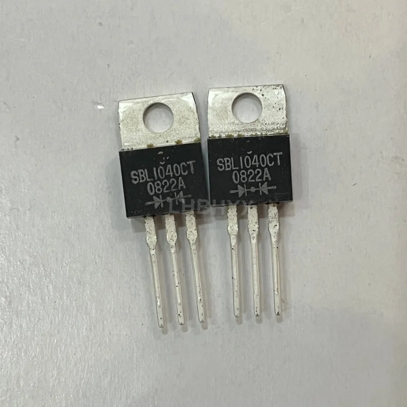 

SBL1040CT SBL1040CT-E3/45 Dual Common-Cathode Schottky Rectifier 40V 10A TO-220 New Original 5PCS