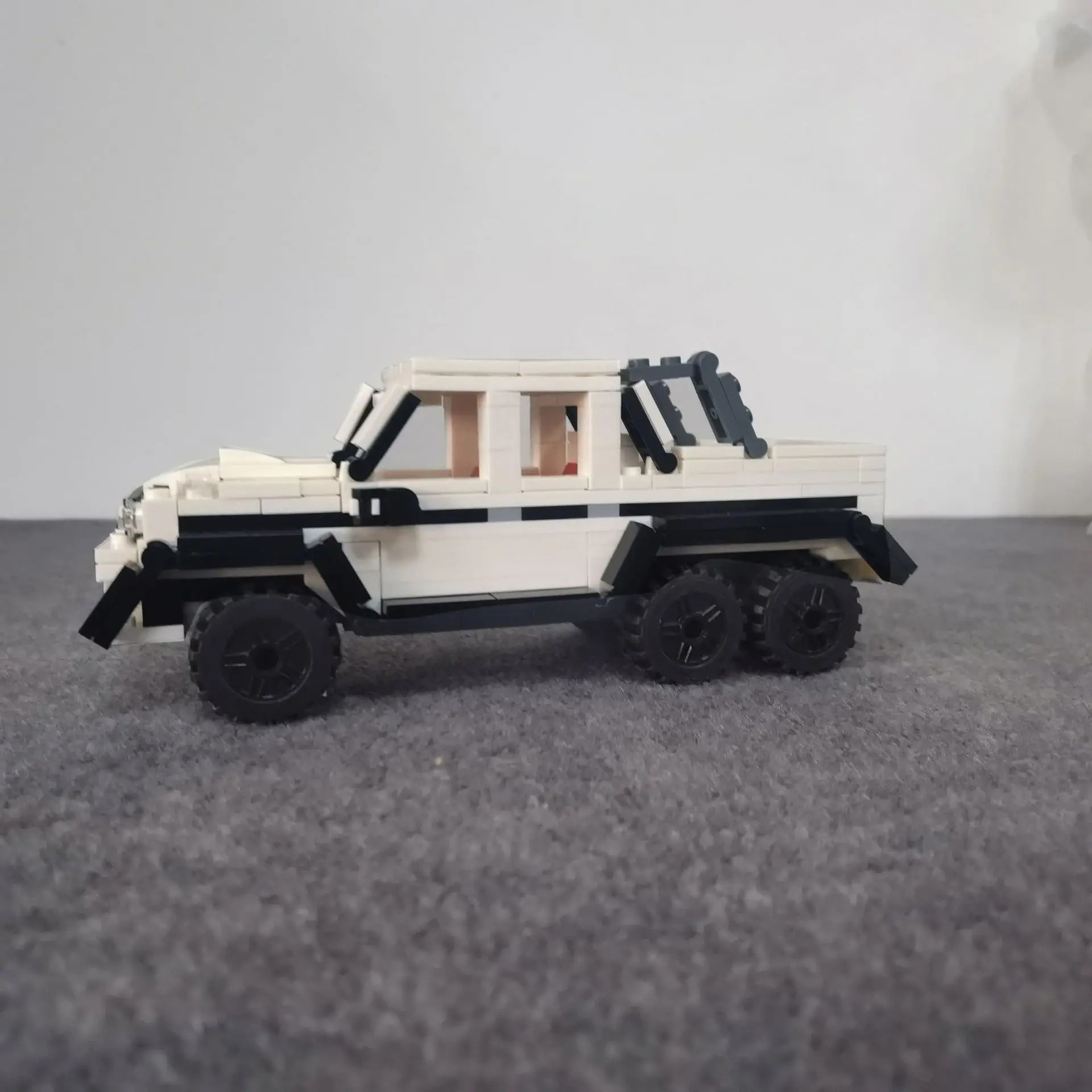 SUV off-road car pickup truck compatible  small particles building block educational toys wholesale foreign trade cross-border