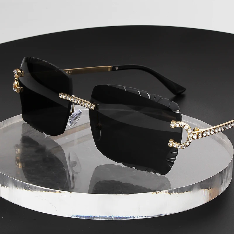 Fashion Rimless Square Sunglasses Vintage Diamond Brand Design Cut Lens Sun Glasses Men Women Metal Frame Luxury UV400 Eyewear