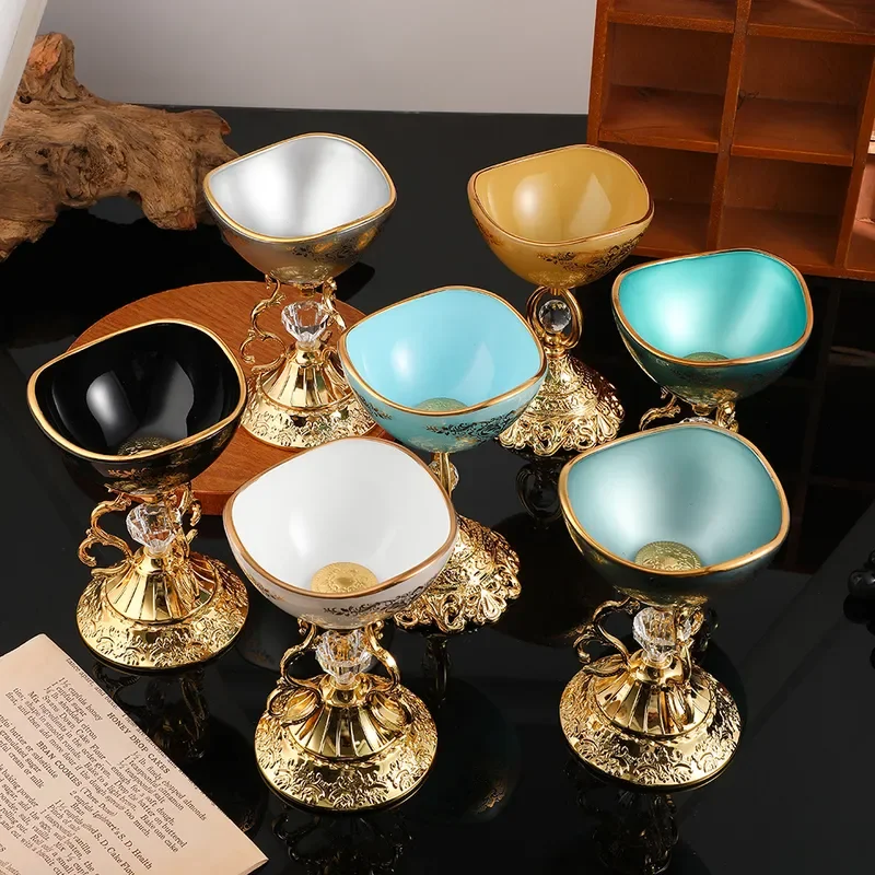 Vintage Fruit Plate for Living Room Tea Table Light Luxury European Style Dessert Candy Dish Home Decor Snack Serving Tray