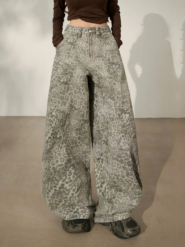 Vintage High Waist Wide Leg Jeans Women 2025 Fall Winter Leopard Print Curved Hem Trousers Loose Drape Fit Versatile Denim Pants