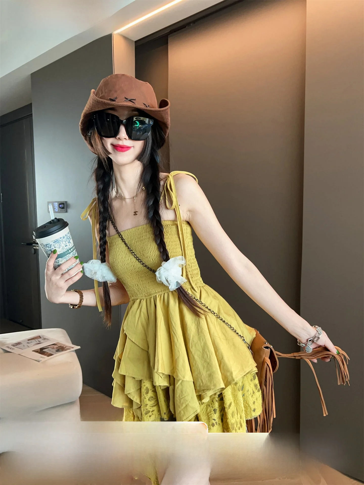 

Faionable Retro Strap Vest Women's Summer 2025 Slimming Tube Top Dr irt ort Sle Commute Trend Color