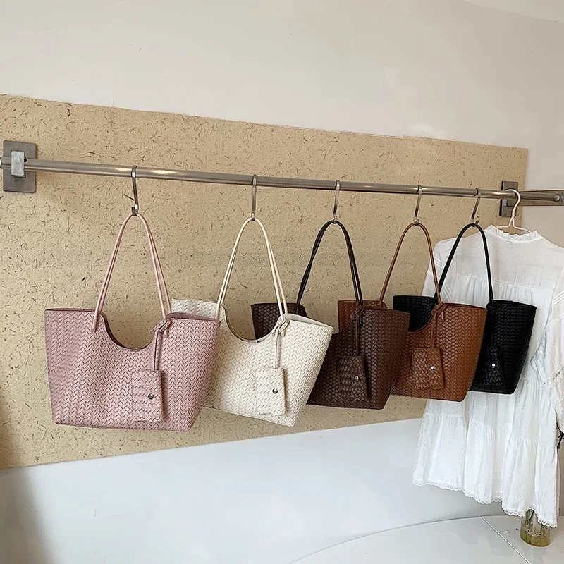 Rattan-Gewebte Tragetasche mit Passender Geldbörse, Vintage-Markt-Einkaufskorb, Pendler-Schultertasche, Sommer-Handtasche mit Großer Kapazität für Damen – Detail 1