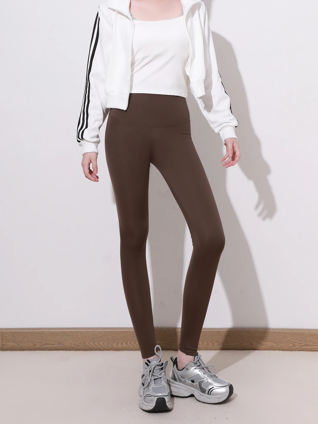 Etam 2025 Nuovi pantaloni da yoga a vita alta Abbigliamento da esterno da donna Fitn Arcaskin Pantaloni sportivi estivi sottili con strato base