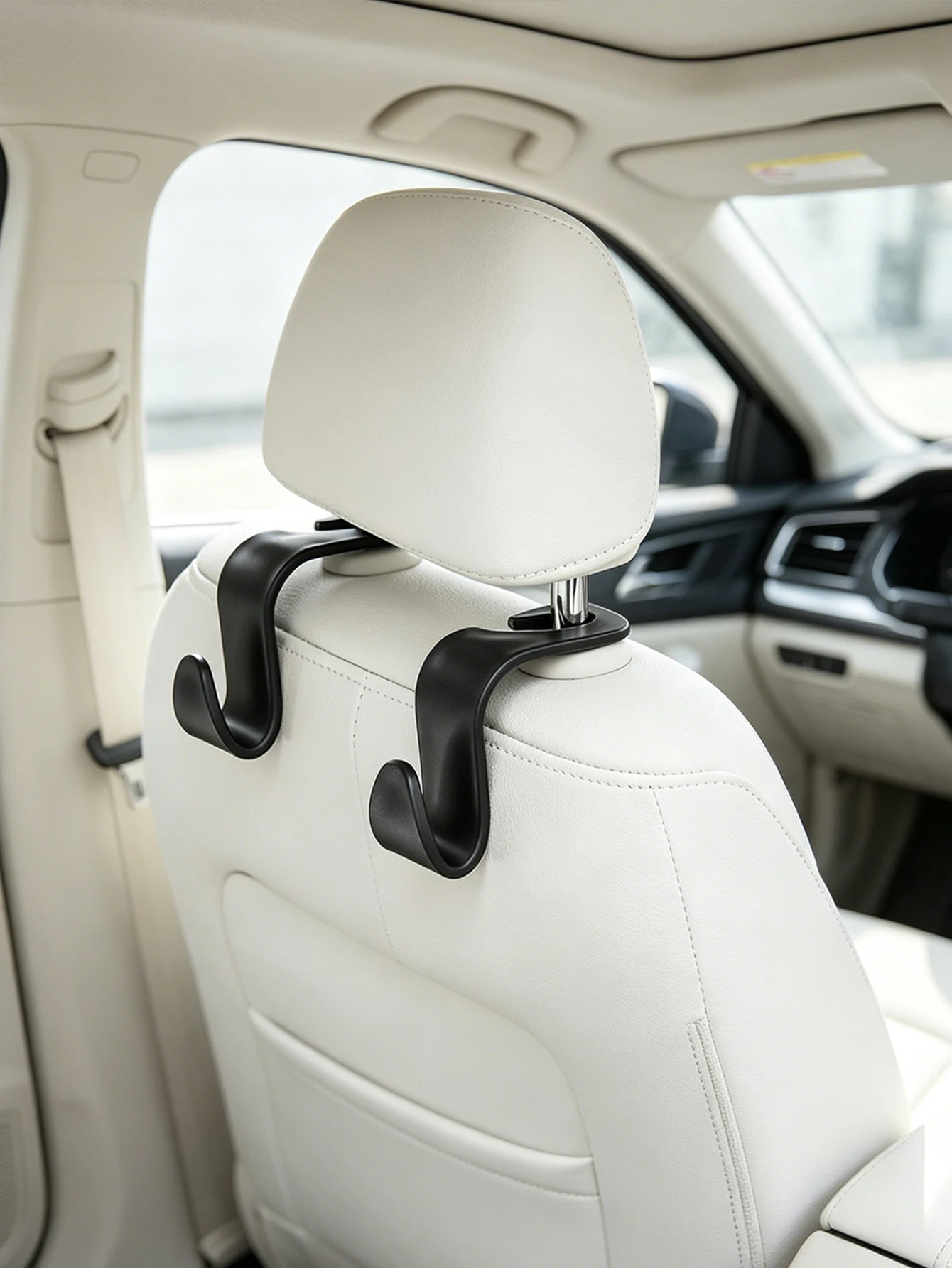 Car Backseat Hooks, Set of Two, Hidden Multifunctional Headrest Storage Rack, Universal Car Interior Storage Hook, Perfect for Hanging Shopping Bags, Handbags, and Other Items on Front and Rear Seats, Practical Car Accessory, In-Car Organization Solution ﻿