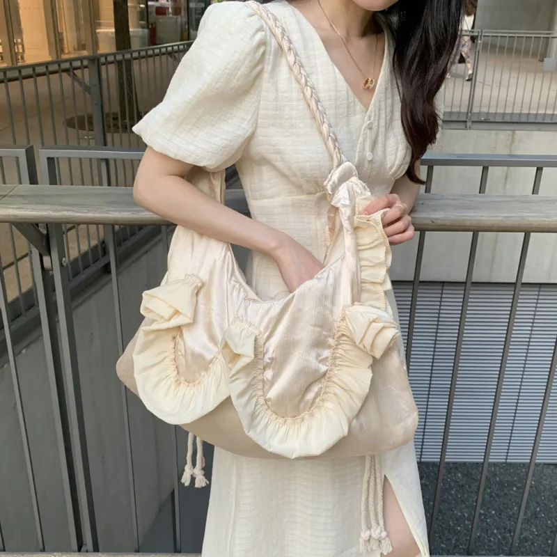 

High Capacity Patchwork Flower Women Handbag Y2k Aesthetic Elegant Sweet Shoulder Bag Casual Chic Fairy Underarm Bag Trendy Gift