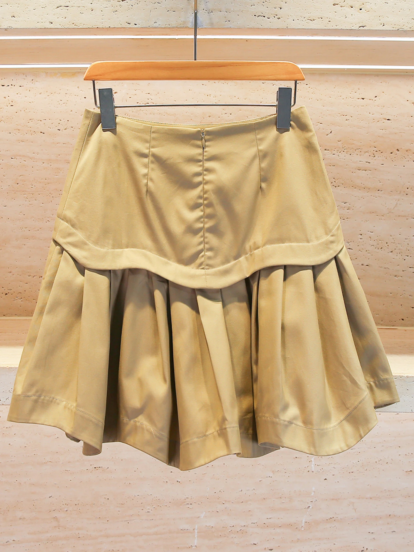 A-Linien-Rock mit hoher Taille, vielseitig, lässig, High-End-Damen, Faion S Home South Oil, Herbst 2022, Pendeln, Knopfdetail