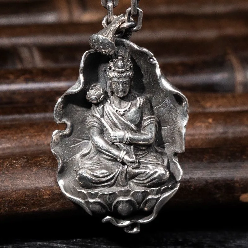 Pure Copper Guanyin Buddha Mahasthamaprapta Zodiac Horse Guard Buddha Pendant Necklace Men's and Women's Necklaces